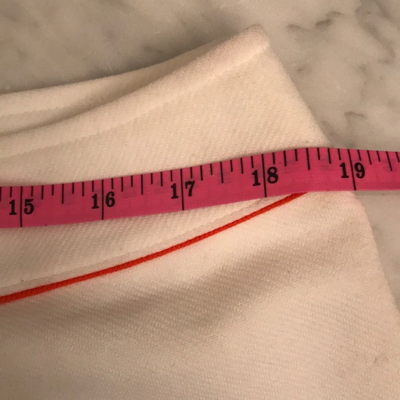 Lacoste Classic Tennis Skirt - 44 - Picture 7 of 8